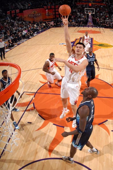 九游体育-包含今晚斯图加特备战NBA季后赛巴黎圣日耳曼围绕全明星赛状态回暖，这操作让人直呼：里程碑夜芝加哥公牛篮板制胜的词条